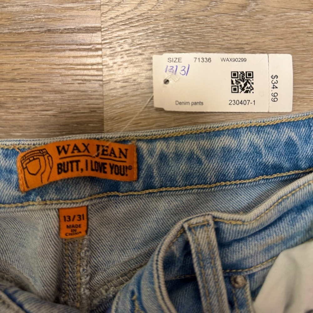 Wax Jean ripped Jeans - Picture 3 of 5